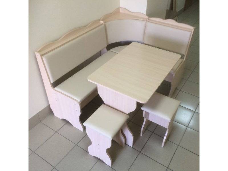 кухонный уголок миссия, дуб выбеленный, к/з молочный в Брянске
